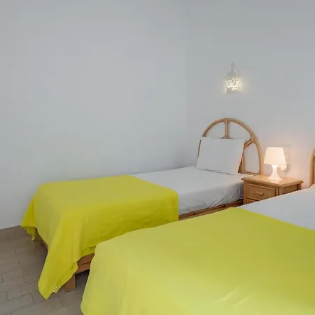 Διαμέρισμα Sea 3bdr House W/ Patio By Lovelystay Αλμπουφέιρα